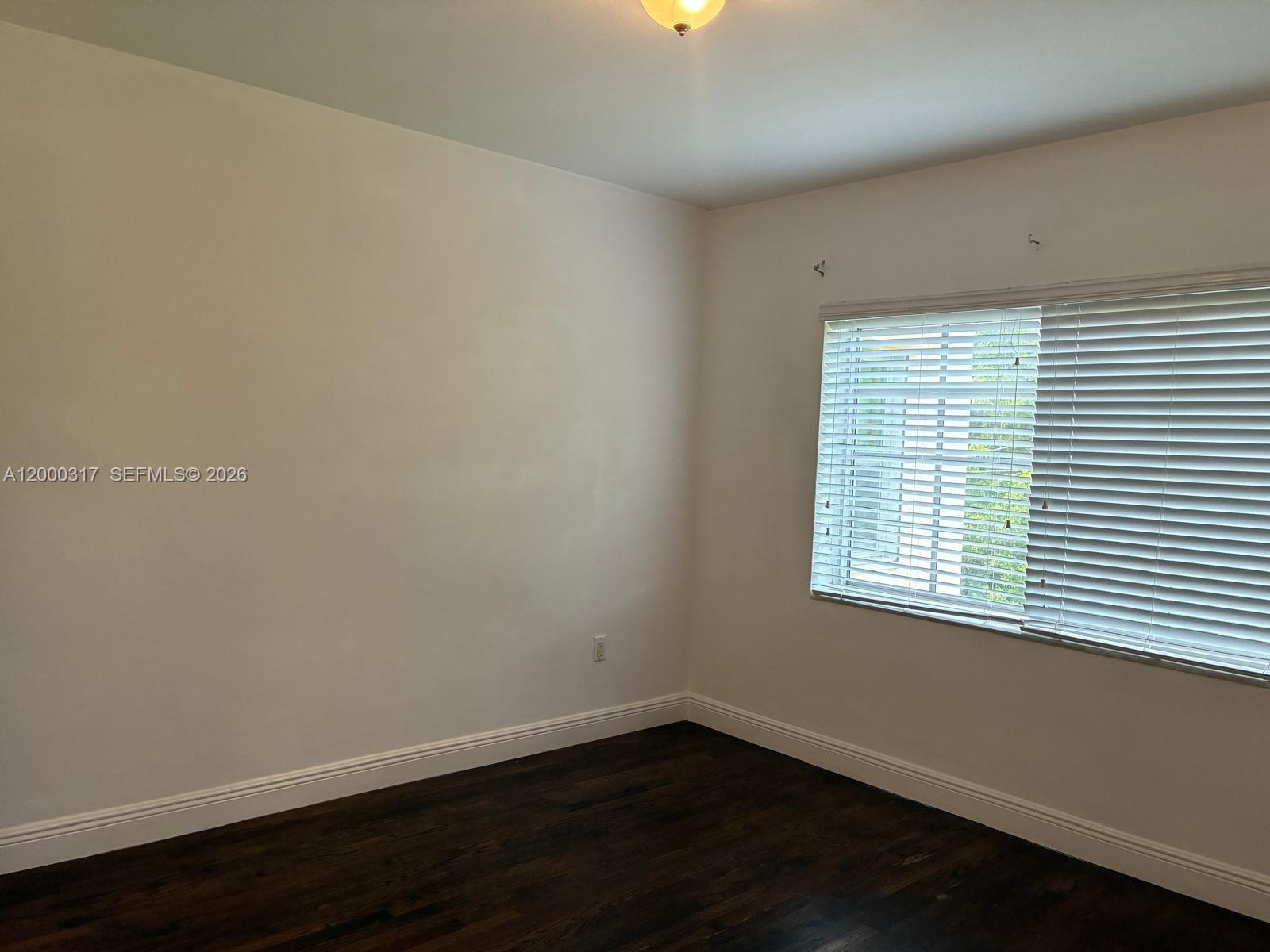 SHORES PLAZA WEST CONDO - Residential