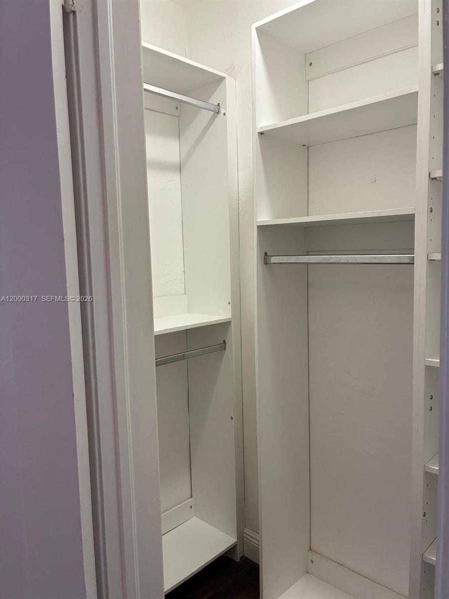 SHORES PLAZA WEST CONDO - Residential