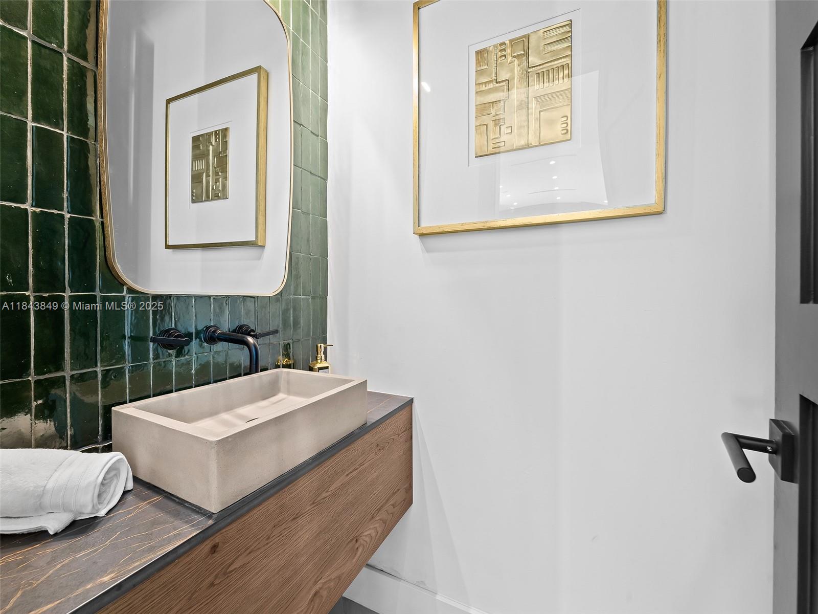 MIDDLE RIVER PARK - Residential Lease