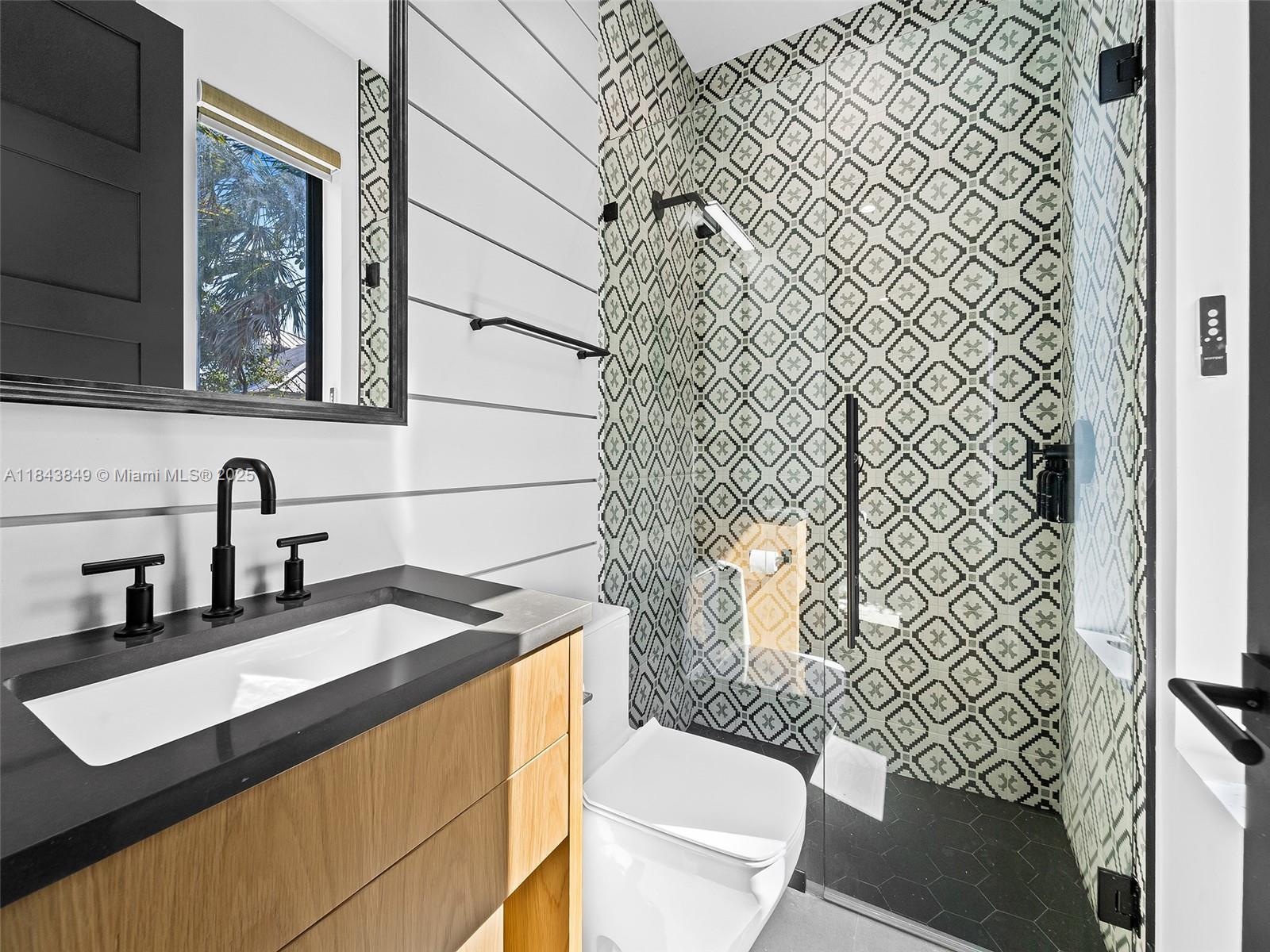 MIDDLE RIVER PARK - Residential Lease