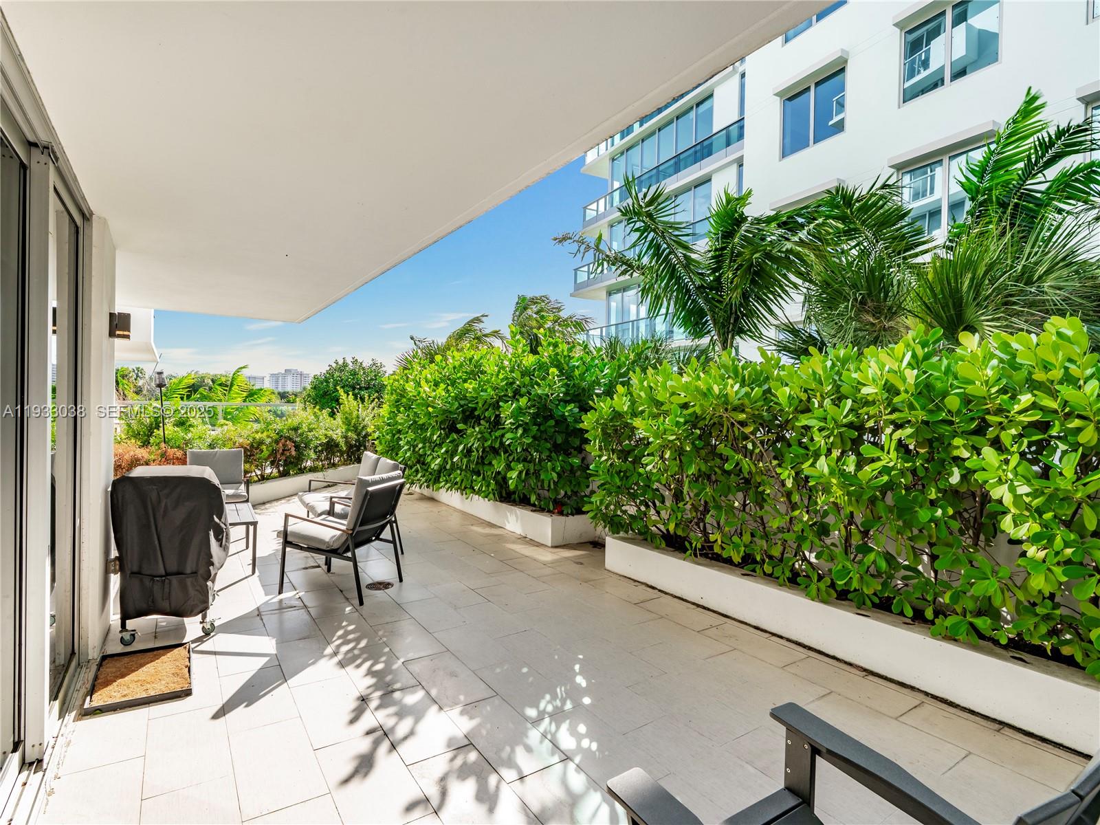 THE IVORY RESIDENCE CONDO - Residential