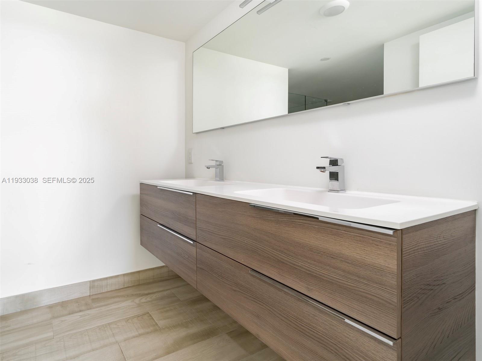 THE IVORY RESIDENCE CONDO - Residential