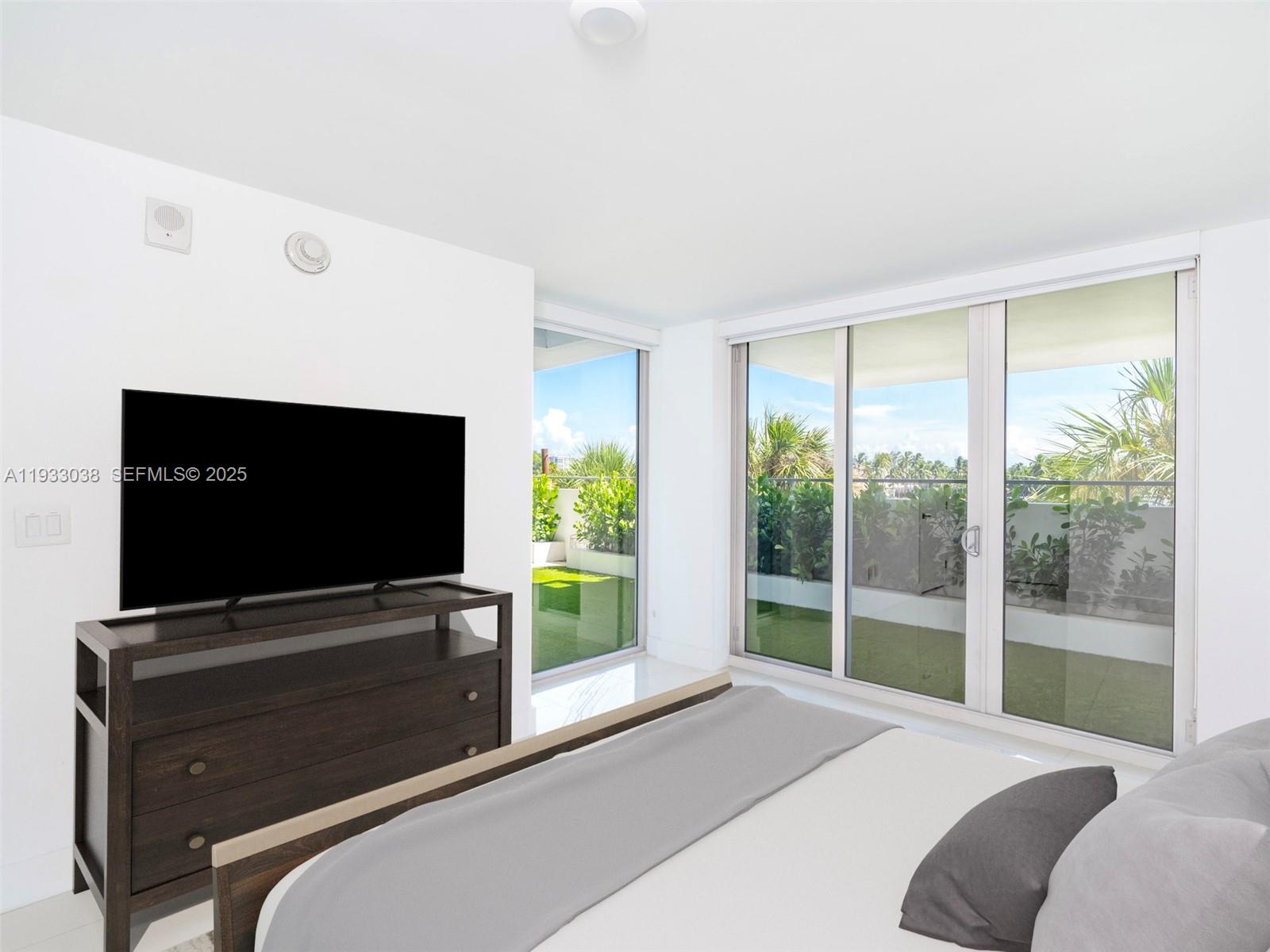 THE IVORY RESIDENCE CONDO - Residential