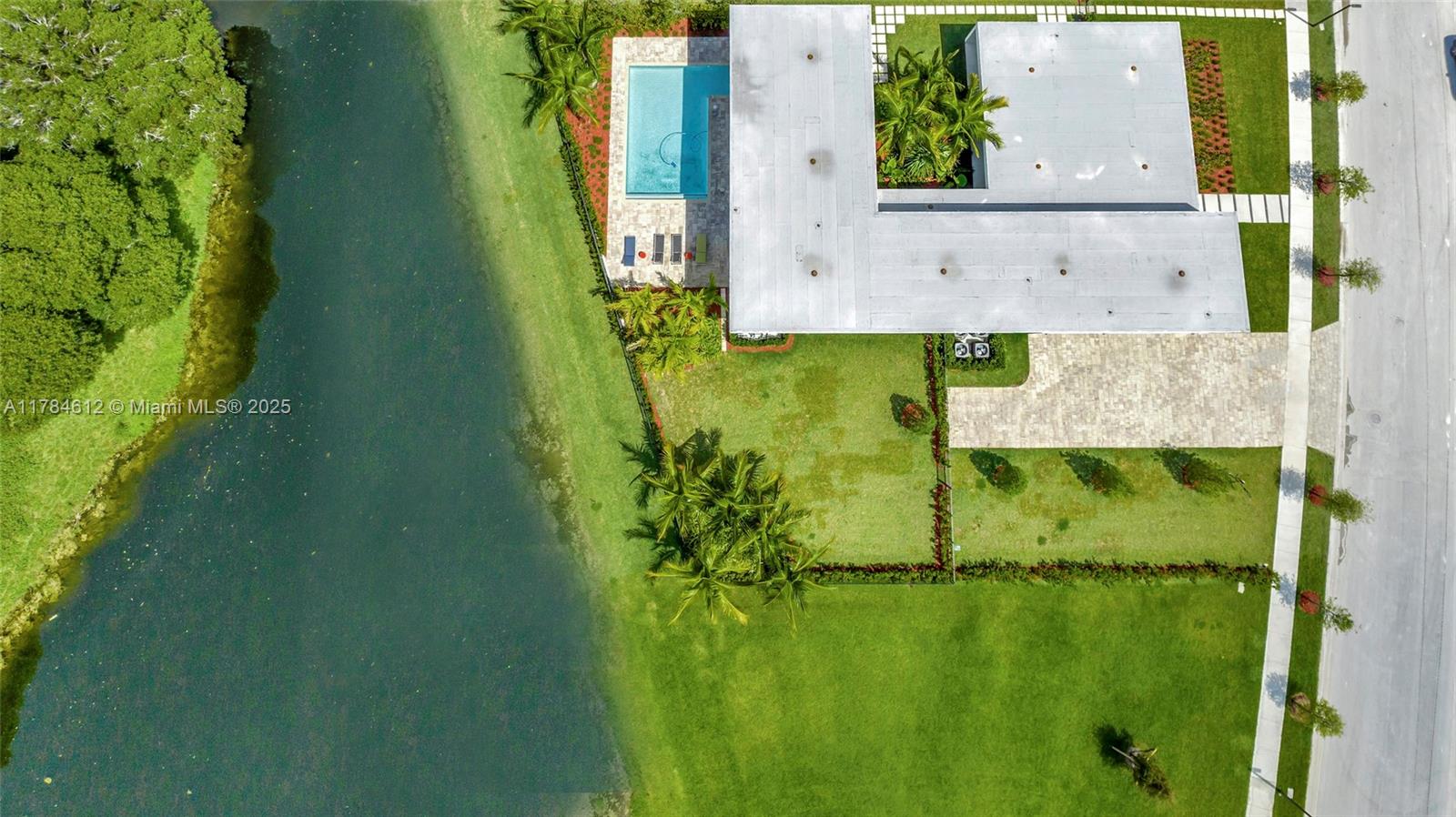 16709 N Botaniko Dr