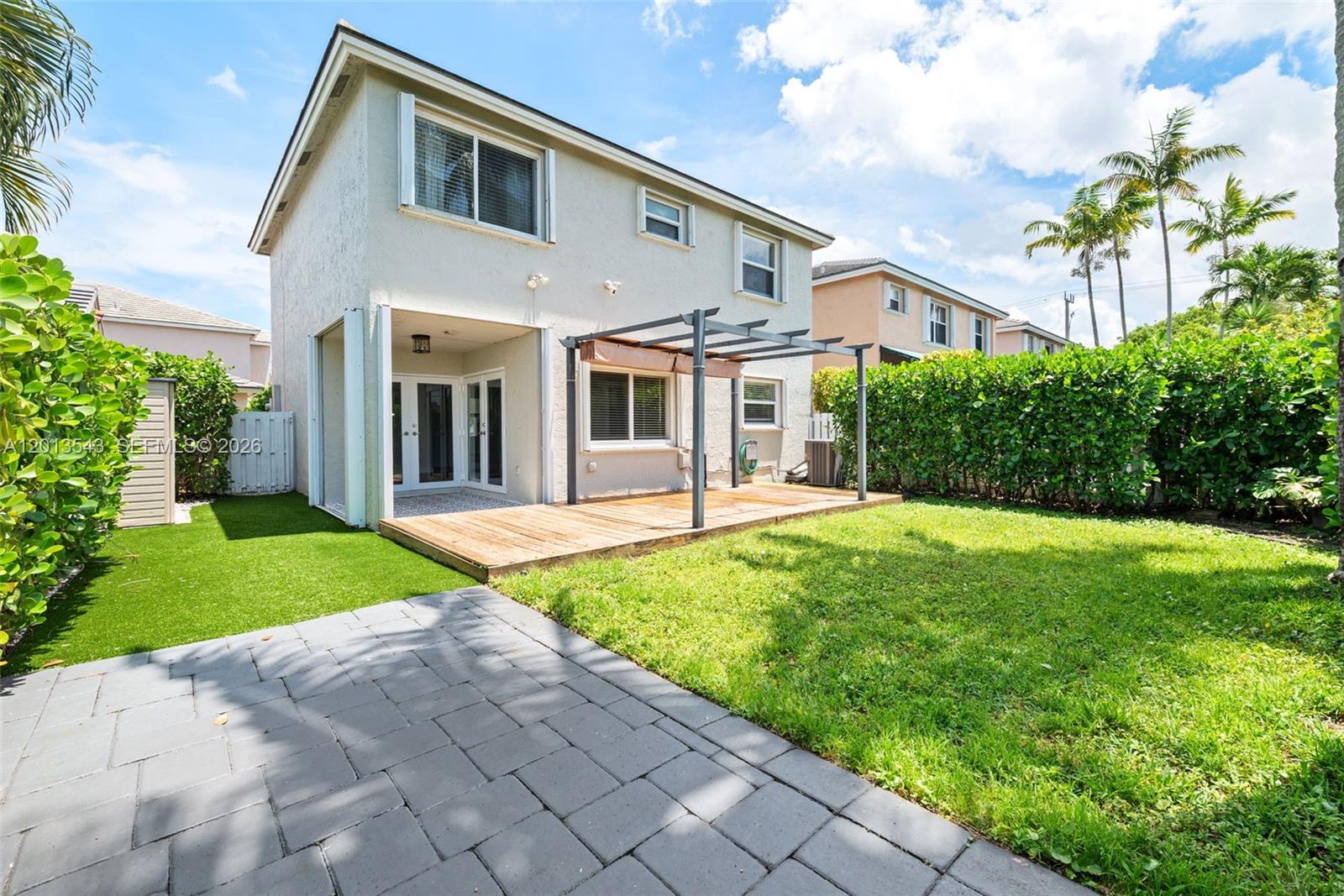 JACARANDA PARCEL 216 - Residential