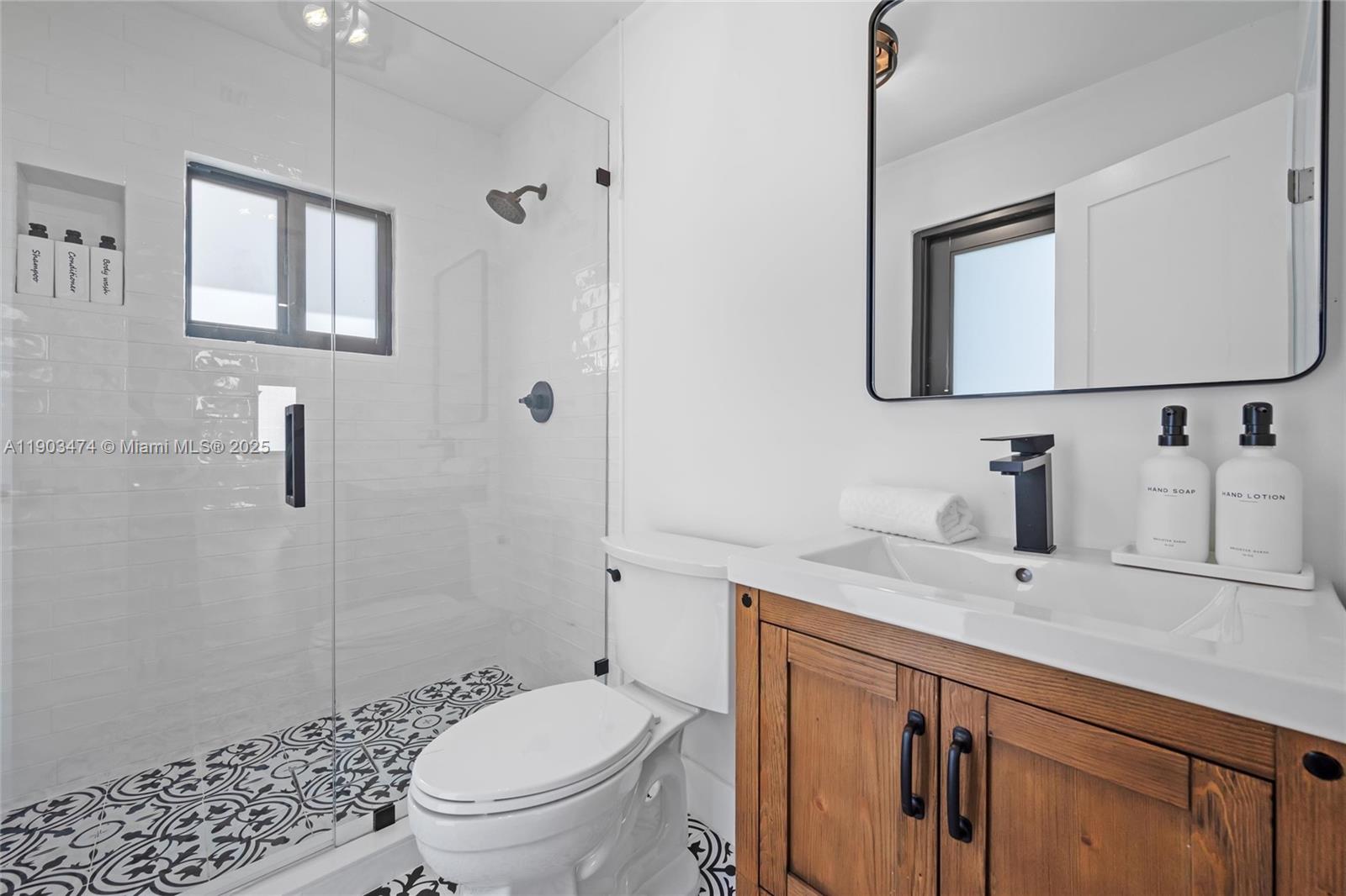 CORAL VILLAS REV - Residential