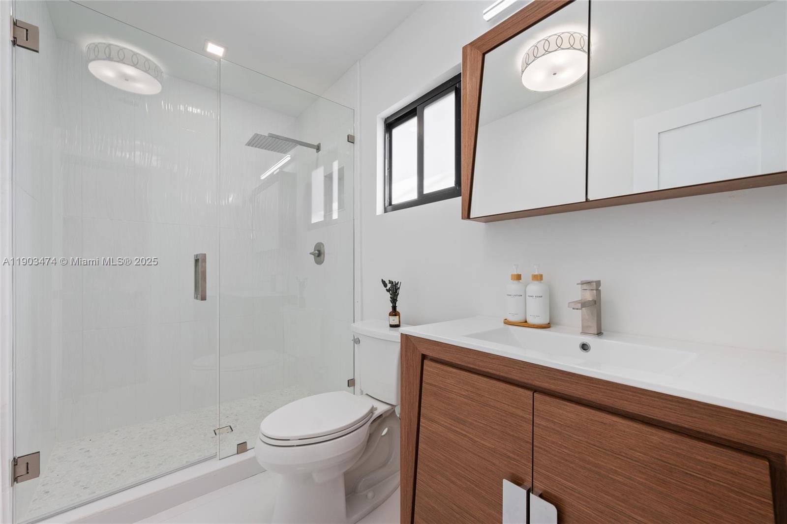 CORAL VILLAS REV - Residential