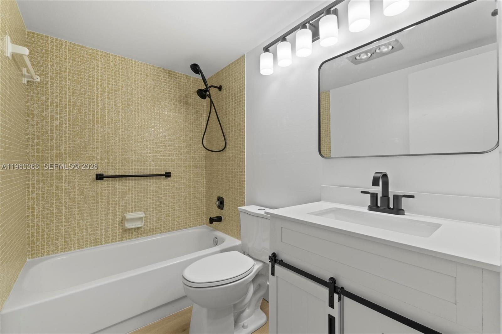 PRESCOTT L CONDO - Residential