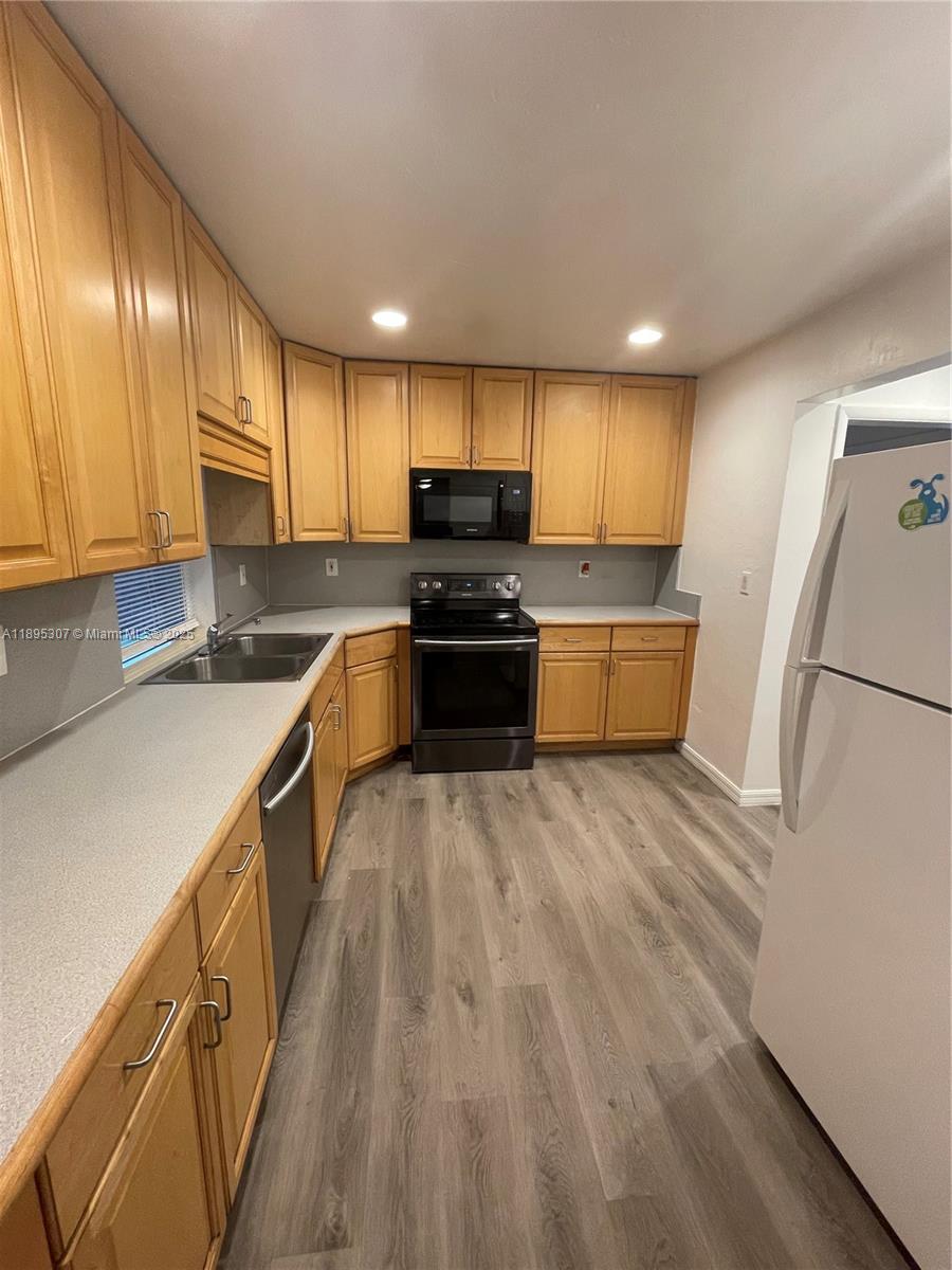 View photos, virtual tours, details... 7720 NW 15th St