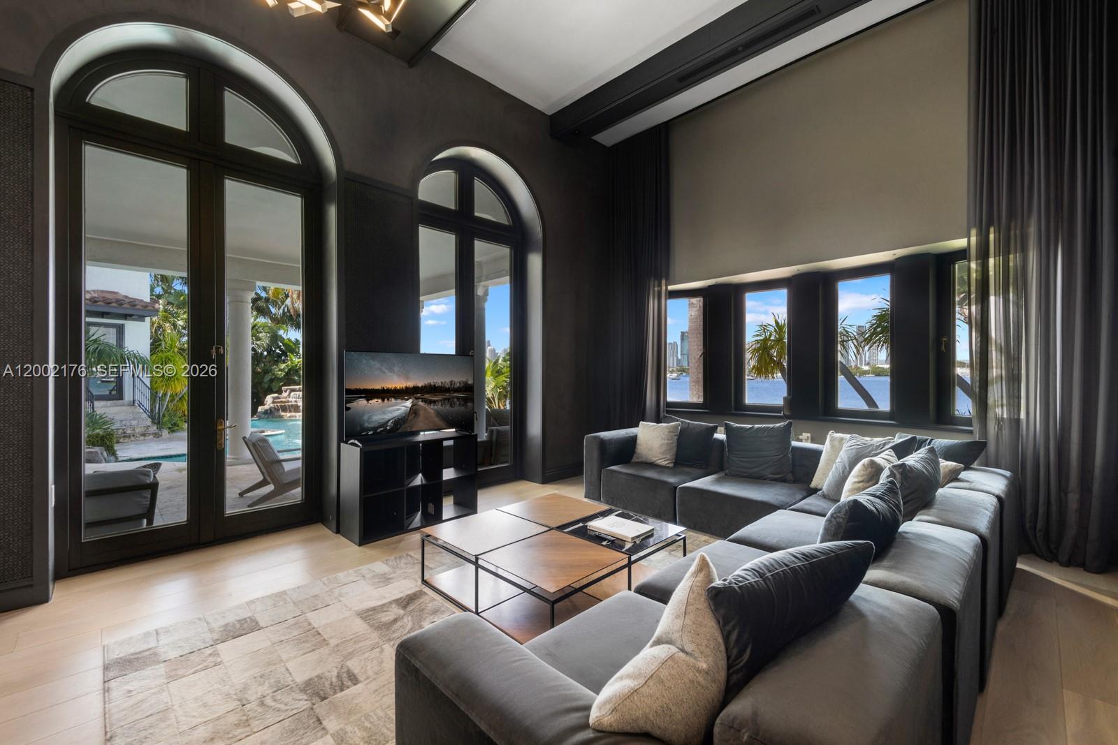 HIBISCUS ISLAND - Residential