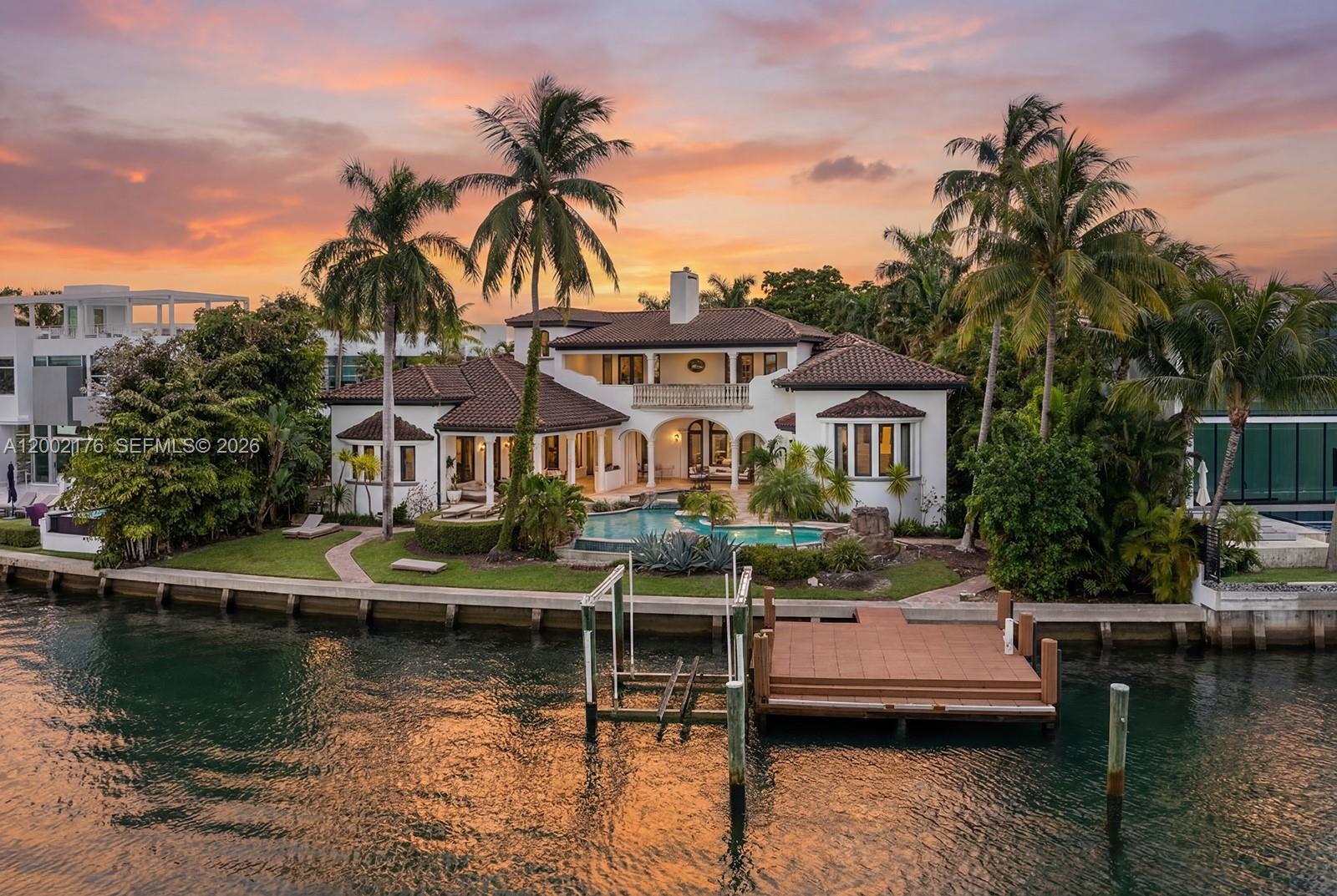 HIBISCUS ISLAND - Residential