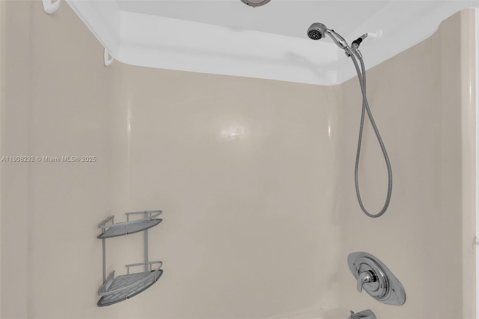 PALM BEACH LANDINGS - Residential