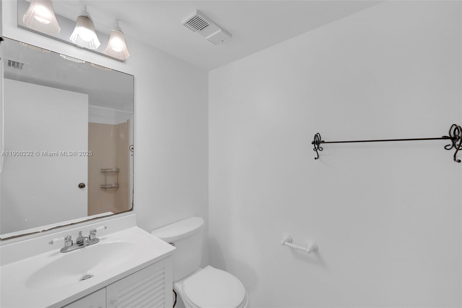 PALM BEACH LANDINGS - Residential