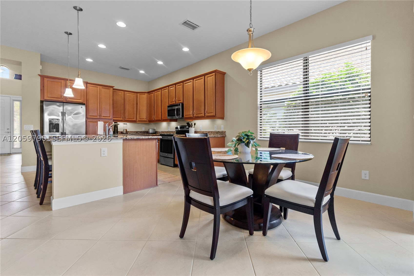 9292 ISLA BELLA CIR