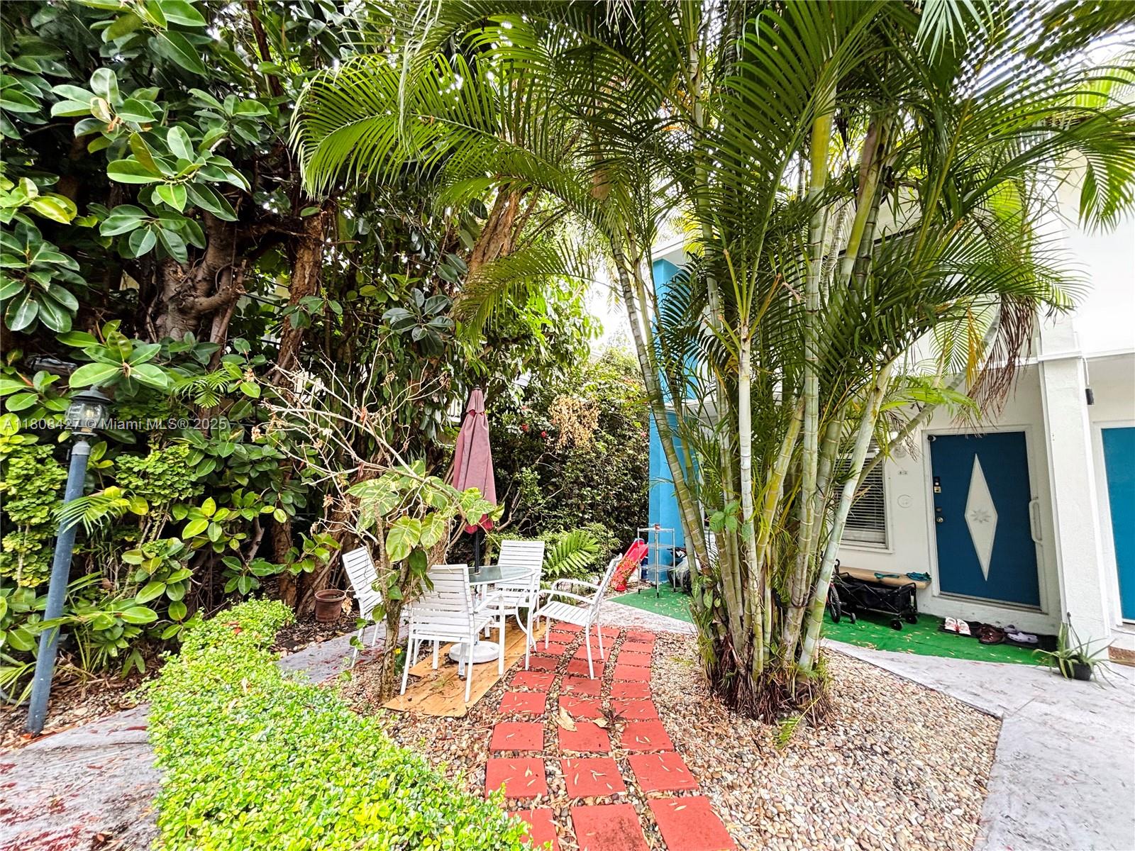 9455 Bay Harbor Ter 8S, Bay Harbor Islands, Miami-Dade County, Florida - 2 Bedrooms  
2 Bathrooms - 