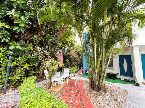 9455 Bay Harbor Ter 8S Bay Harbor Islands FL 33154