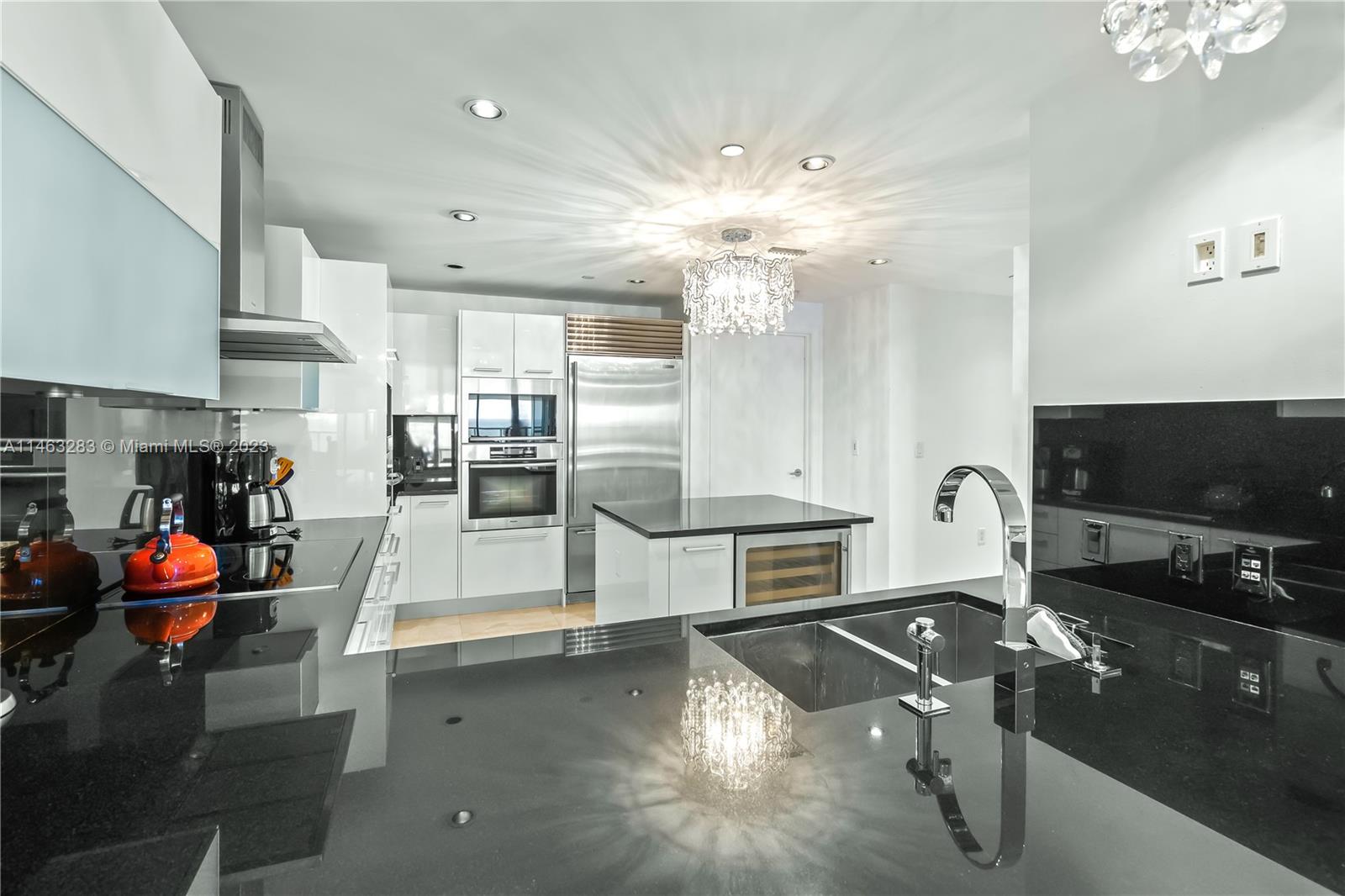 JADE OCEAN CONDO - Residential