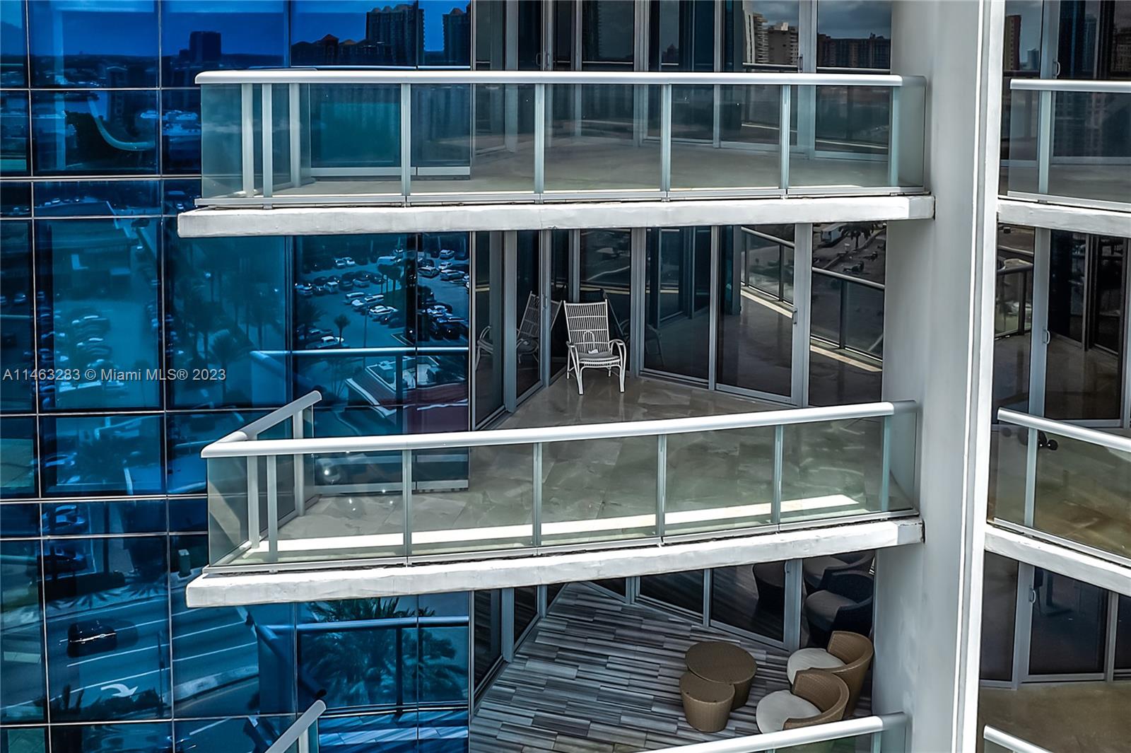 JADE OCEAN CONDO - Residential