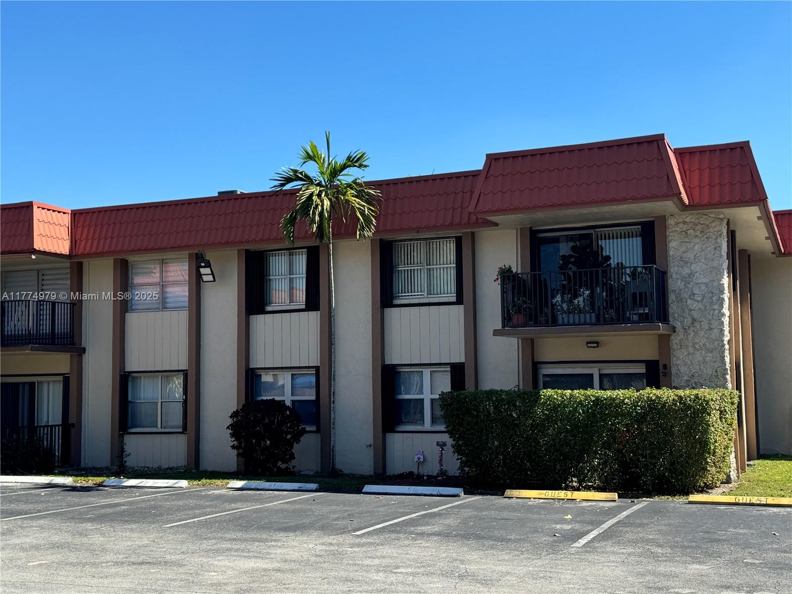 10501 Sw 108th Ave 114, Miami, Broward County, Florida - 2 Bedrooms  
2 Bathrooms - 