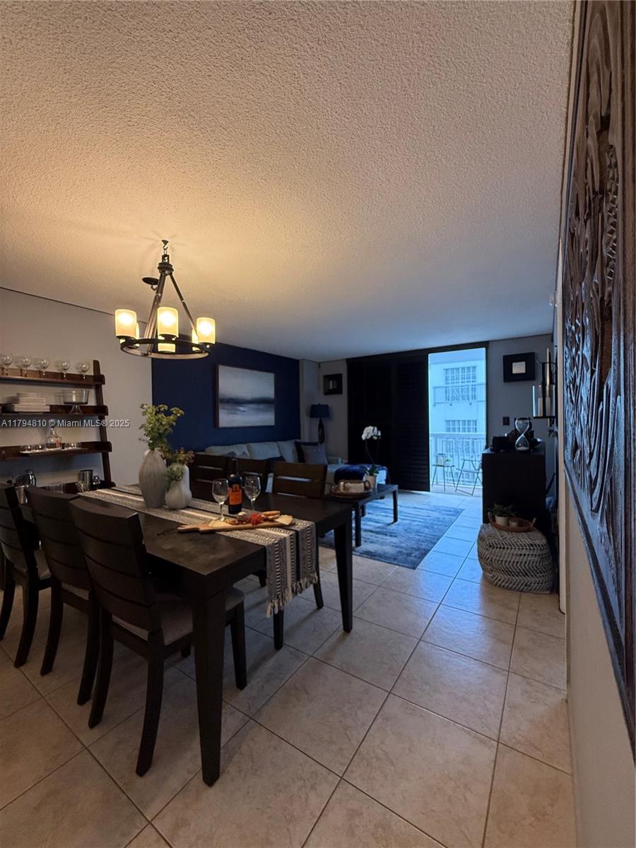 THE PRESIDENTIAL CONDO - Residential