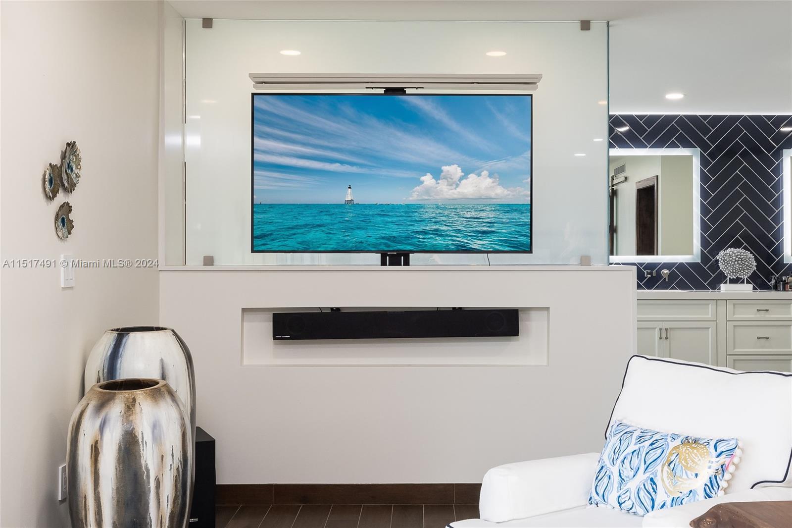 PORT LARGO 5TH ADD - Residential