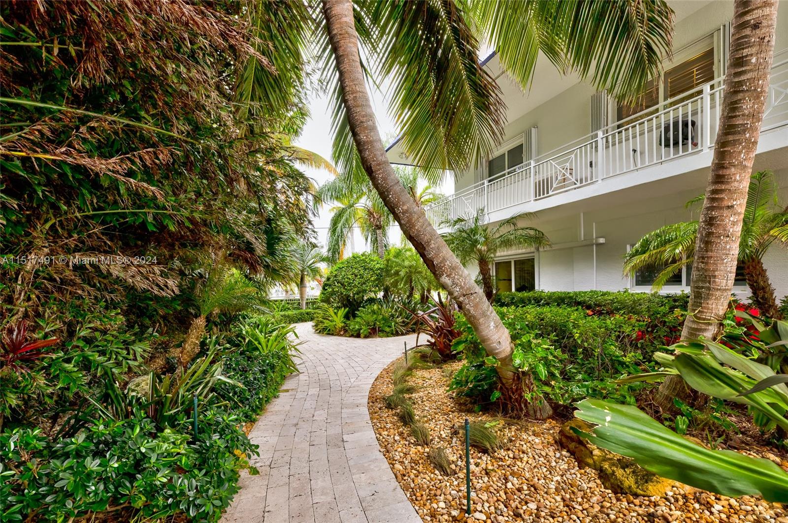 PORT LARGO 5TH ADD - Residential