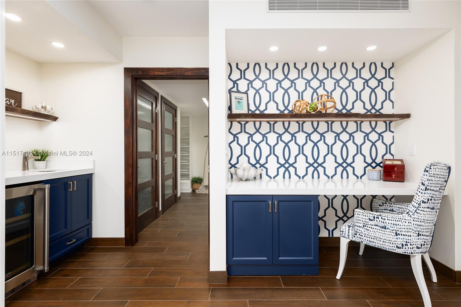 PORT LARGO 5TH ADD - Residential