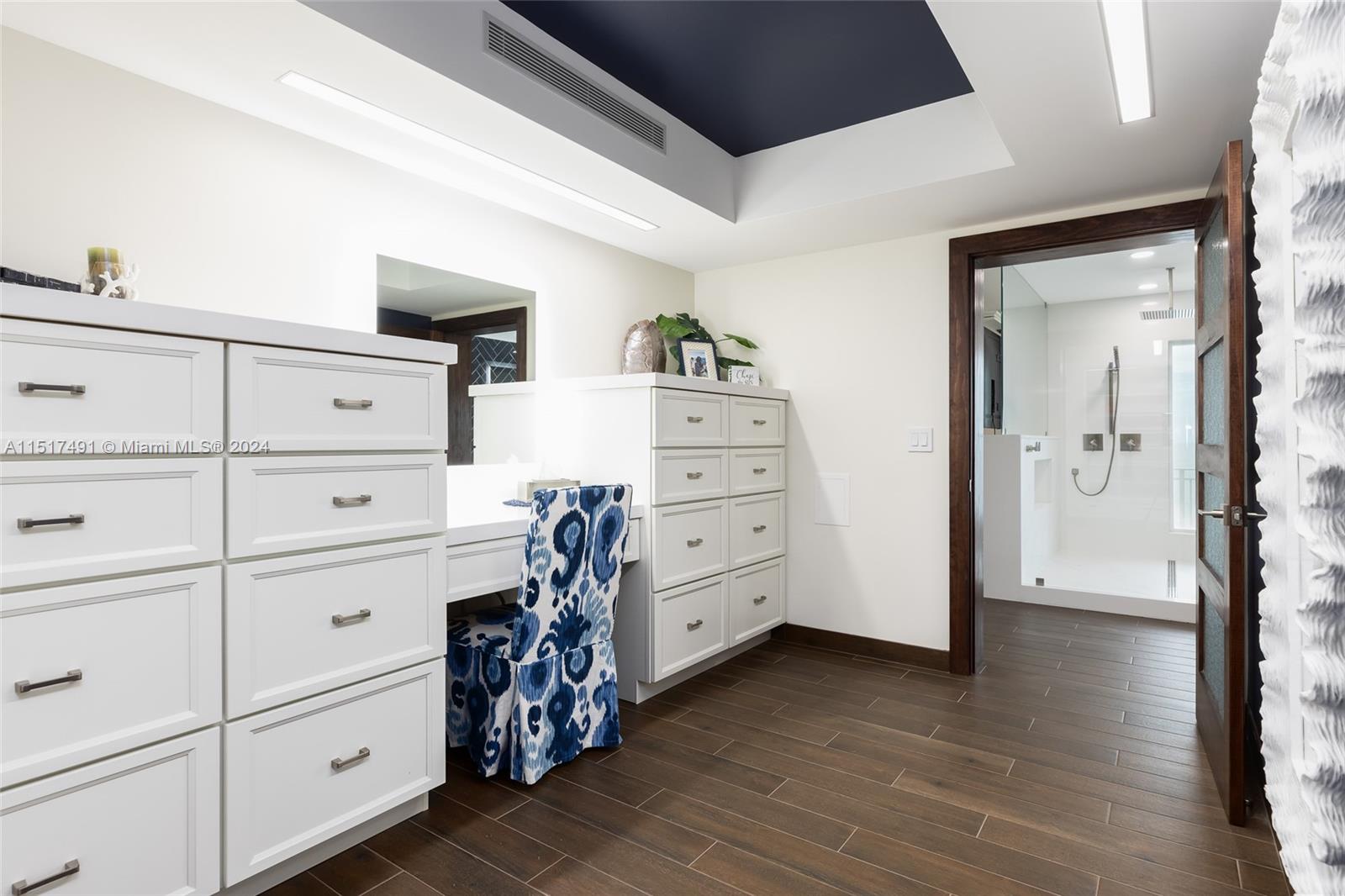 PORT LARGO 5TH ADD - Residential