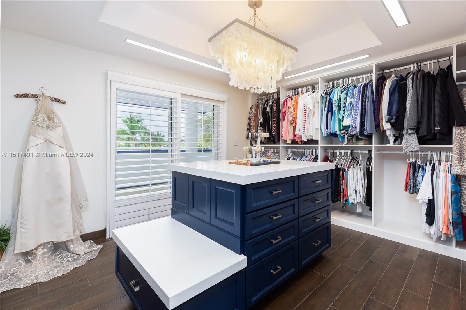 PORT LARGO 5TH ADD - Residential