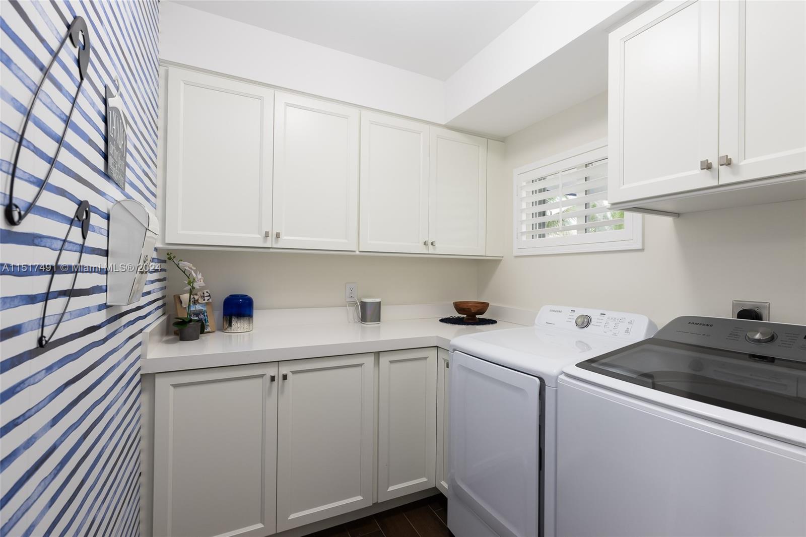 PORT LARGO 5TH ADD - Residential