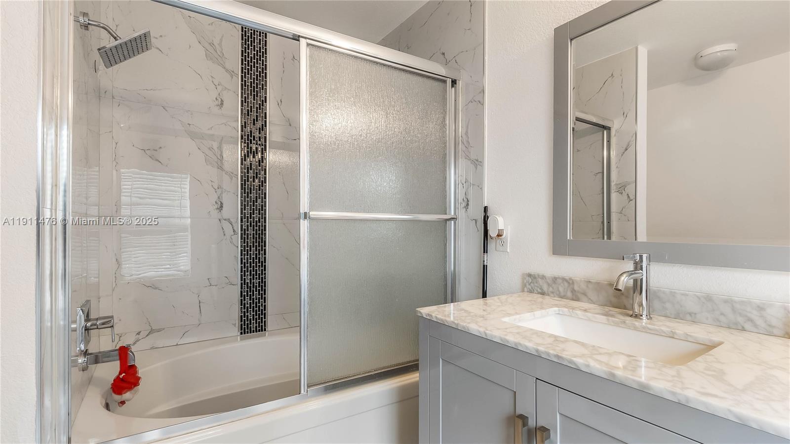 LAND SECTION 6-SOUTH - Residential