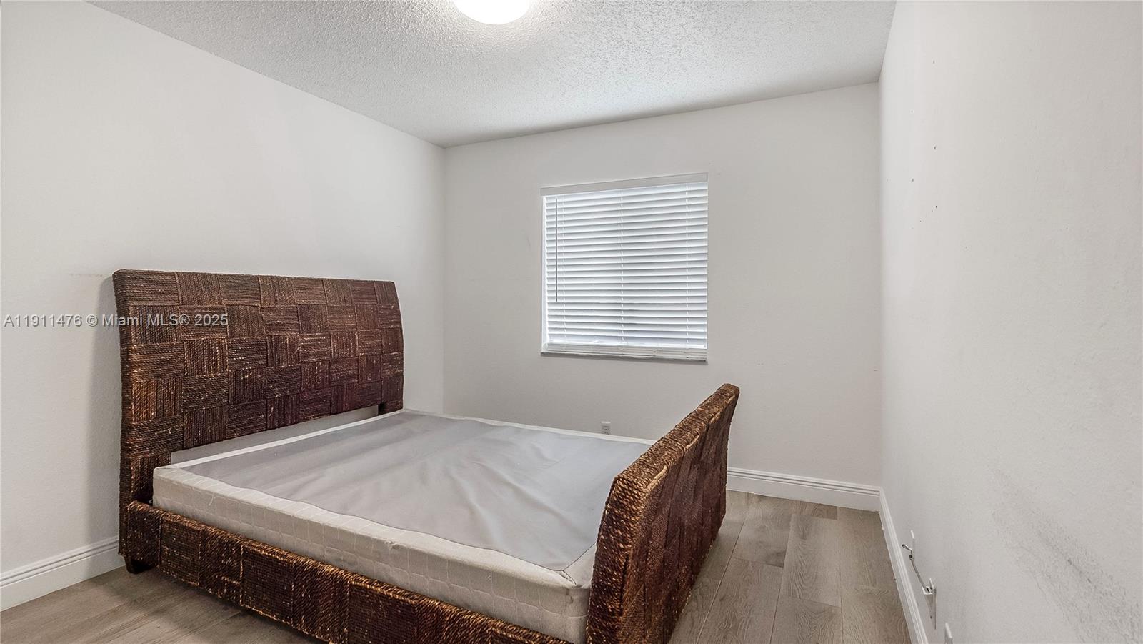 LAND SECTION 6-SOUTH - Residential