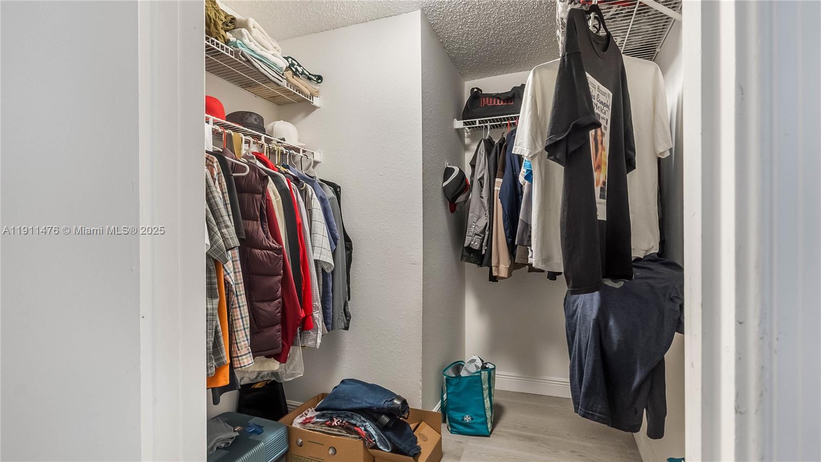 LAND SECTION 6-SOUTH - Residential