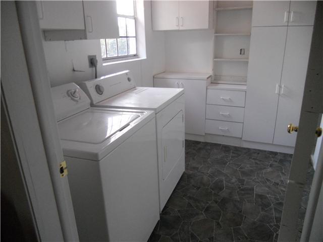 DRIFTWOOD ESTATES NO 2 43 - Residential Lease