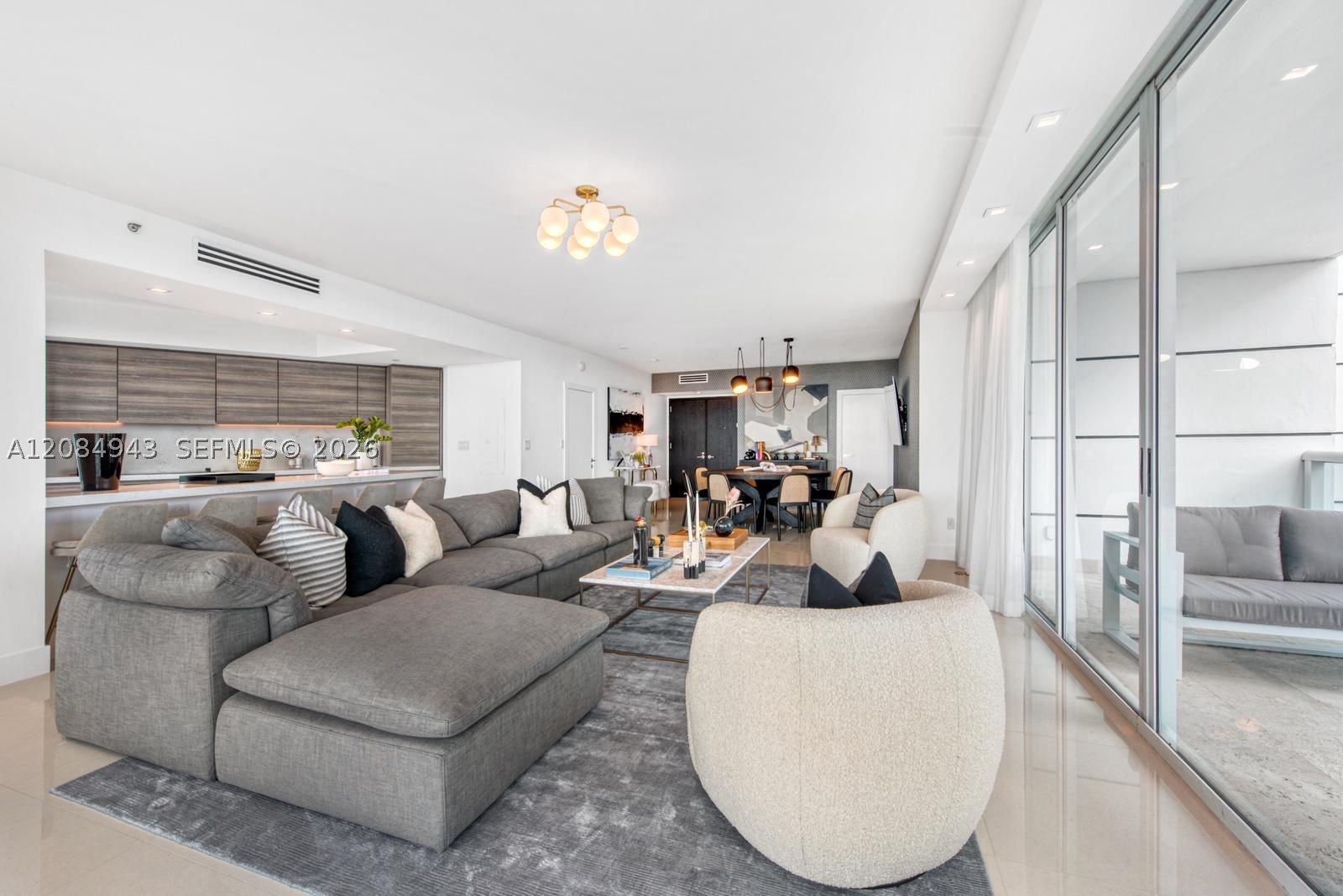 2127 Brickell Ave 1605