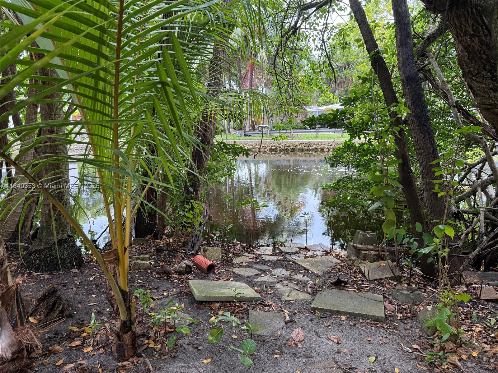 CROISSANT PARK RIVER SEC - Residential Lease