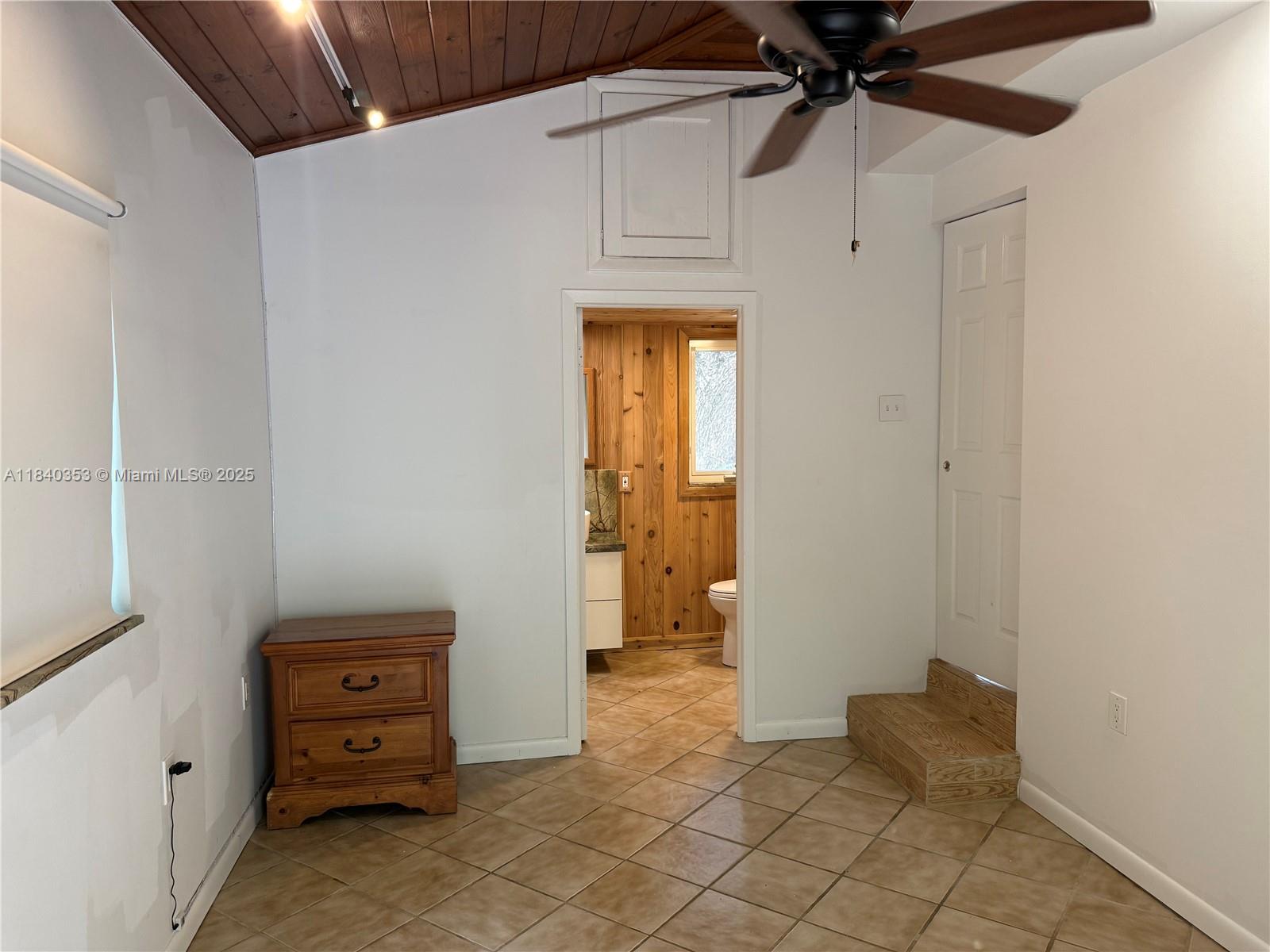 CROISSANT PARK RIVER SEC - Residential Lease