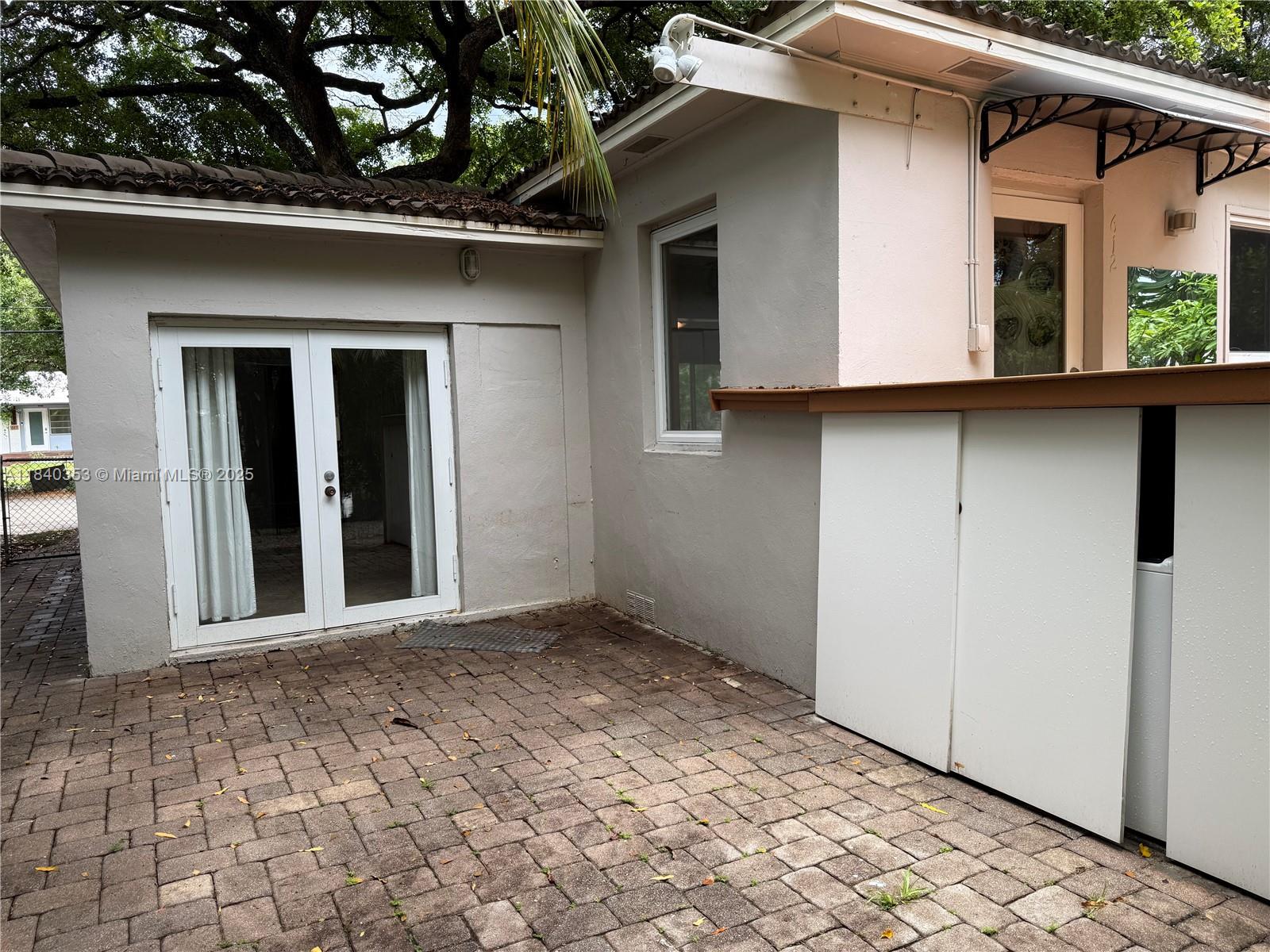 CROISSANT PARK RIVER SEC - Residential Lease