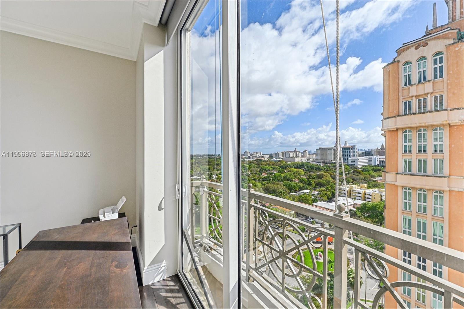 GABLES ON THE GREEN CONDO - Residential Lease