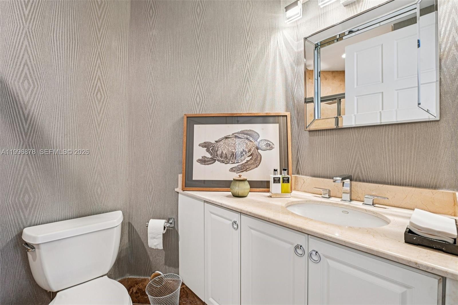 GABLES ON THE GREEN CONDO - Residential Lease