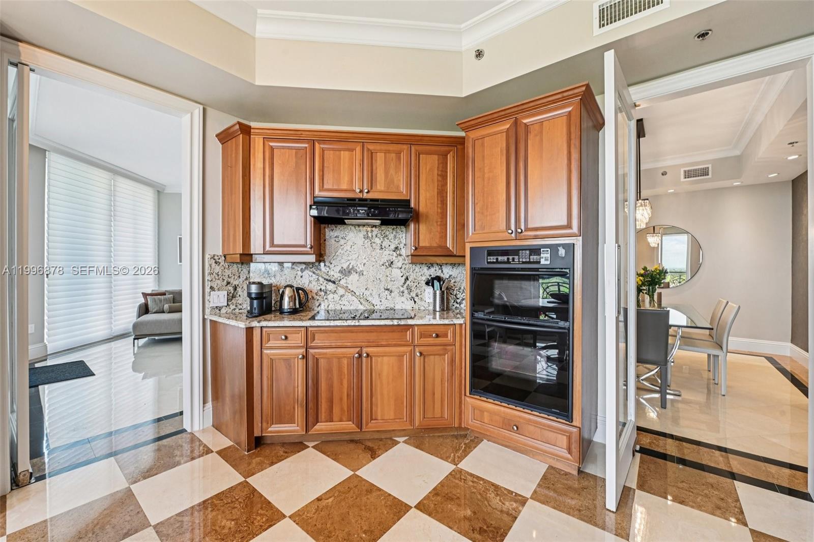 GABLES ON THE GREEN CONDO - Residential Lease