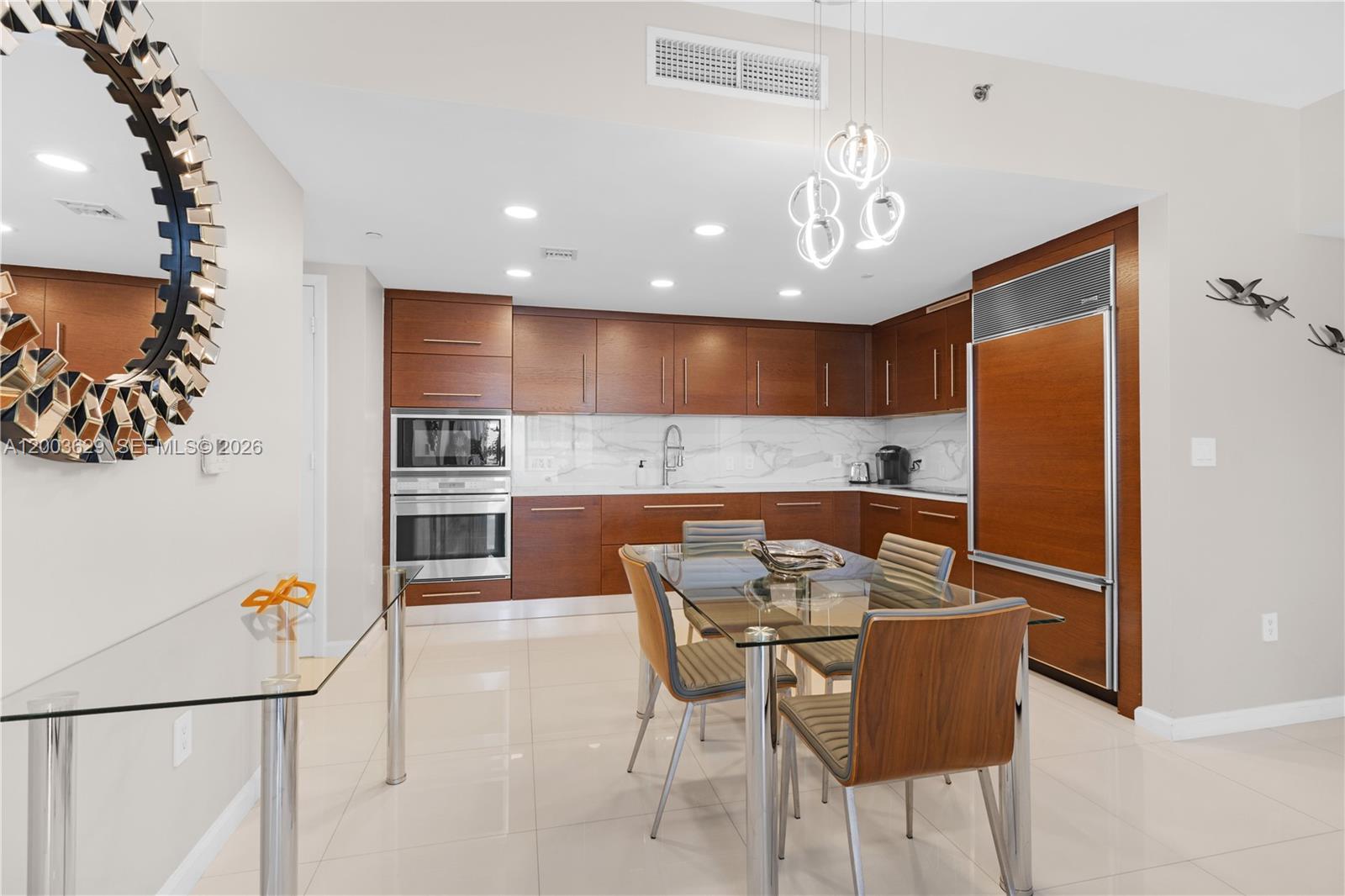 ICON BRICKELL CONDO NO 3 - Residential