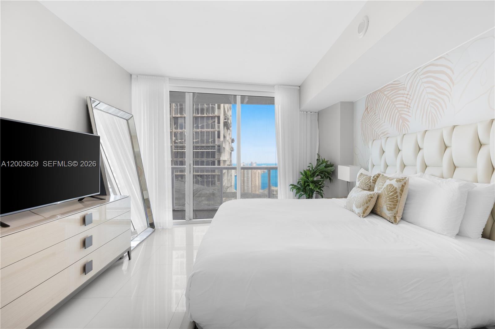 ICON BRICKELL CONDO NO 3 - Residential