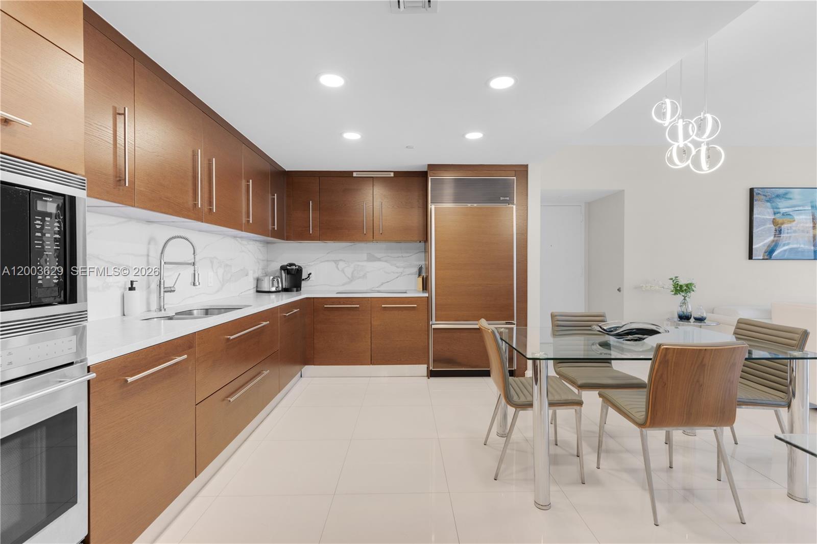 ICON BRICKELL CONDO NO 3 - Residential