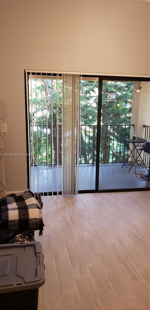 SUMMERBREEZE CONDO - Residential Lease