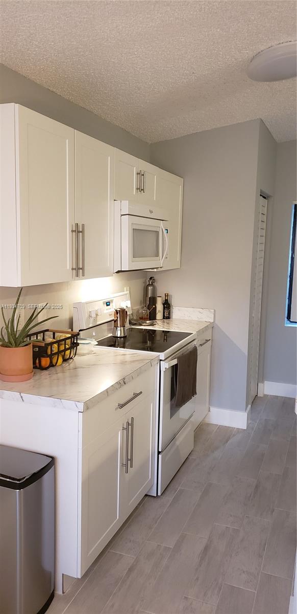 SUMMERBREEZE CONDO - Residential Lease