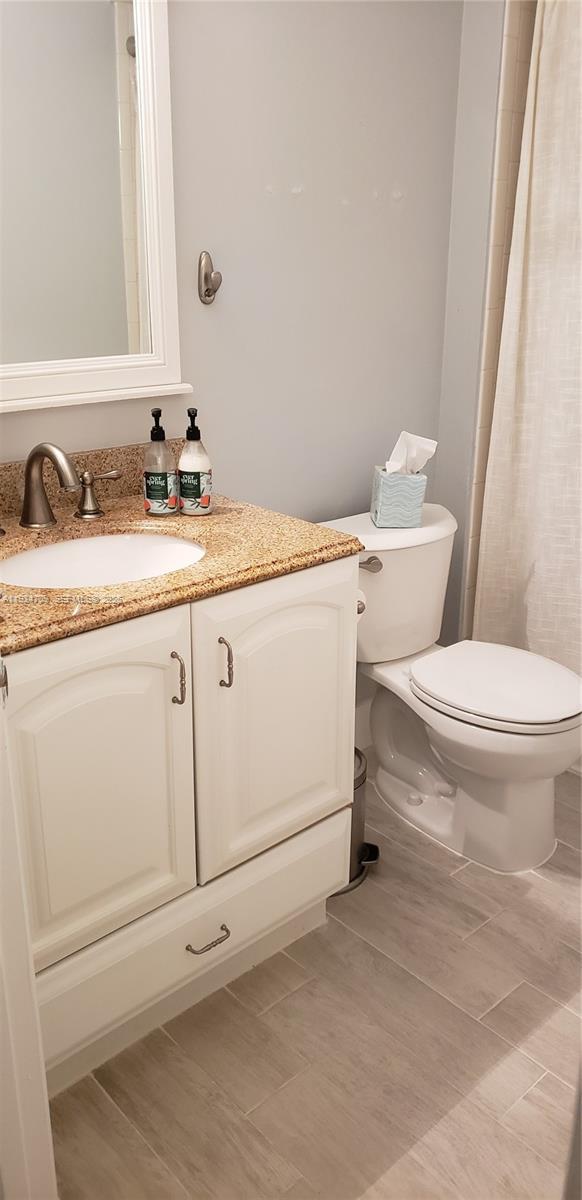 SUMMERBREEZE CONDO - Residential Lease