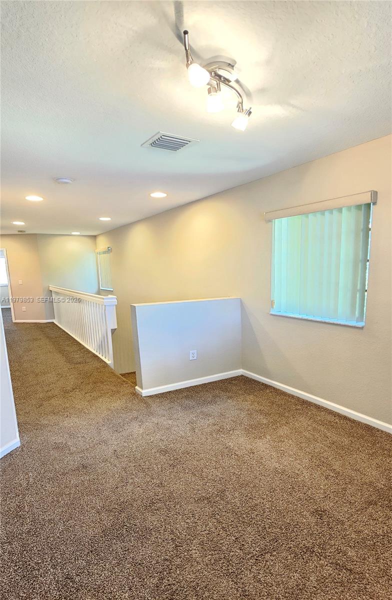 MARSH HARBOUR - Residential