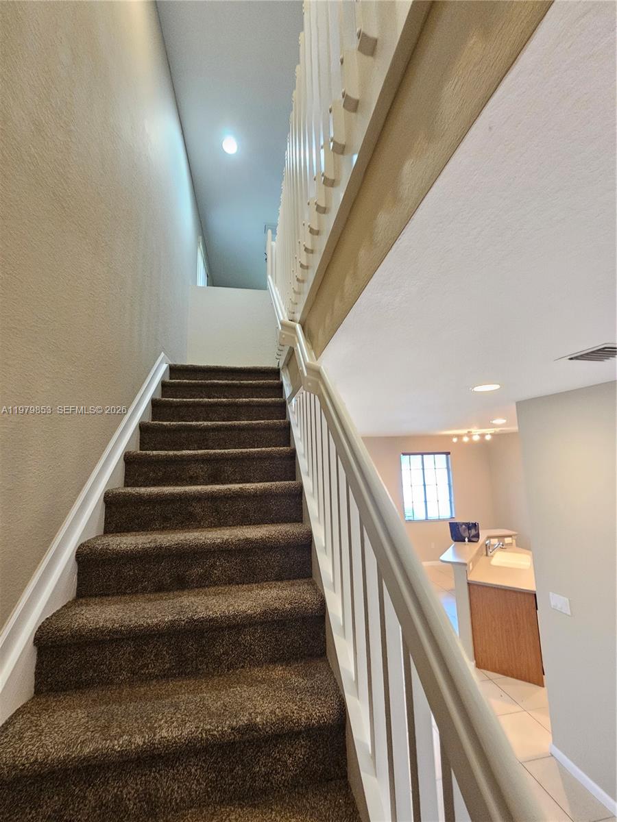 MARSH HARBOUR - Residential