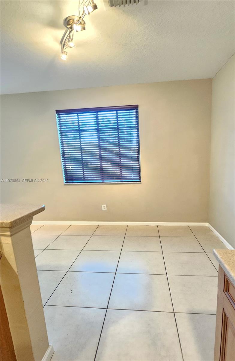 MARSH HARBOUR - Residential